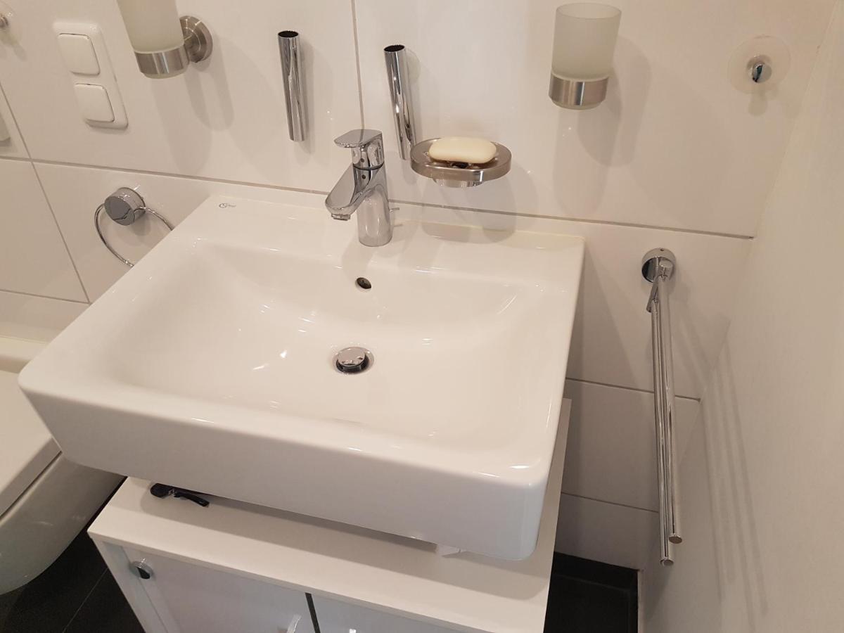 Zimmer Mit Eigenem Bad In Maerchenstadt! 海德堡 外观 照片
