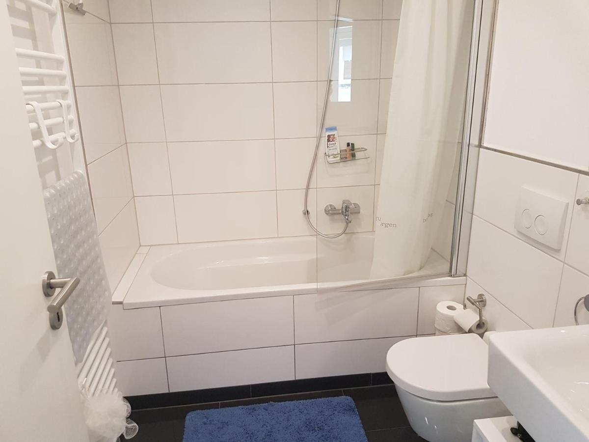 Zimmer Mit Eigenem Bad In Maerchenstadt! 海德堡 外观 照片